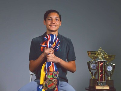Pedro Curiel, el niño que convierte en medallas todos sus deportes