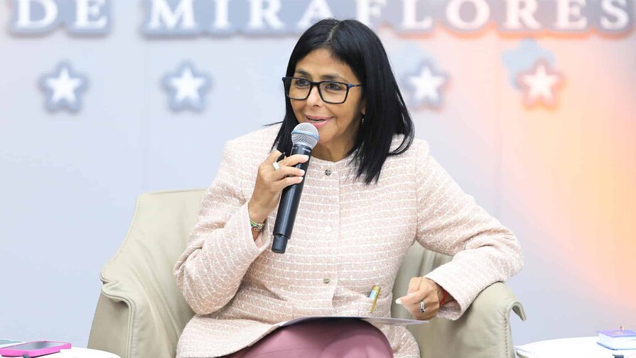Delcy Rodr&iacute;guez anuncia que en junio comienza consulta nacional para reformar la Justicia