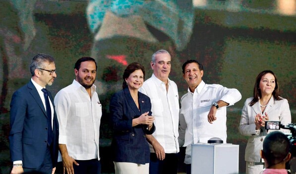 Inauguran moderna planta de varillas en San Pedro de Macor&iacute;s
