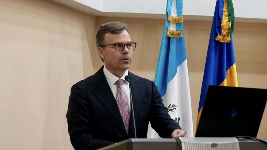EE. UU. pide a Venezuela avanzar en consultas con el sector privado sobre miner&iacute;a