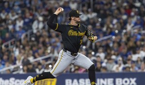 Azulejos vencen a Skenes y los Piratas para ligar su cuarta victoria consecutiva