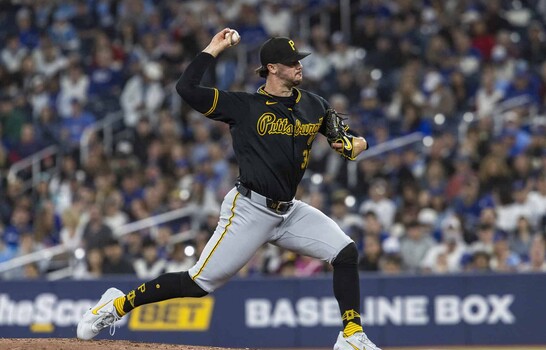 Azulejos vencen a Skenes y los Piratas para ligar su cuarta victoria consecutiva