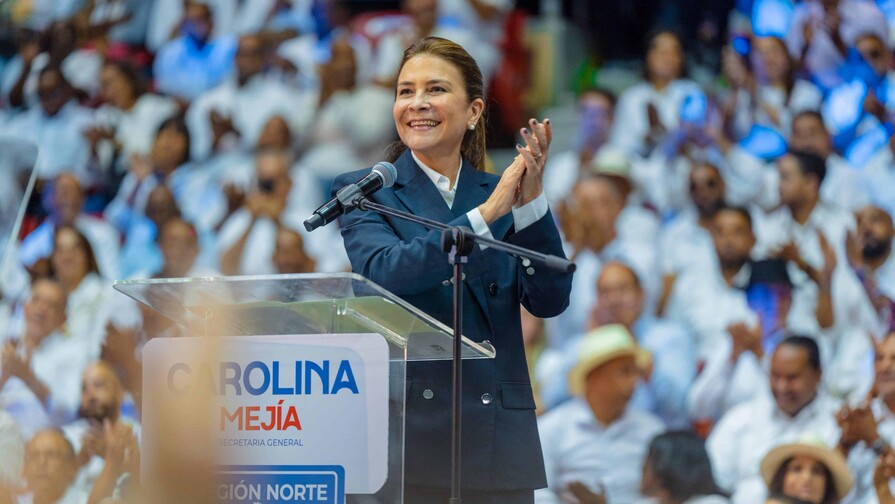 Carolina Mejía afirma en Santiago: Estoy preparada para ser presidenta Carolina Mejía afirma en Santiago: Estoy preparada para ser presidenta