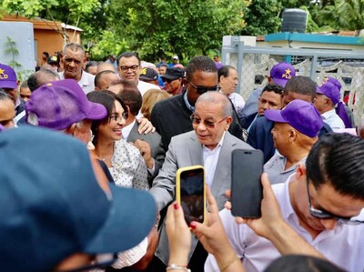 Danilo ve sospechoso que JCE prohíba las encuestas