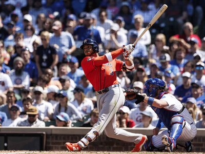 Jeremy Peña dispara su jonrón 80 en Grandes Ligas