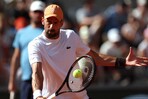 Djokovic mantiene la ambición en Roland Garros, pese a su cuerpo maltrecho