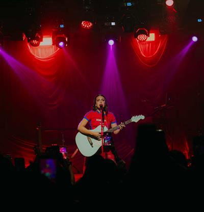 Zhamira Zambrano conquist&oacute; el coraz&oacute;n dominicano en primer concierto en el pa&iacute;s