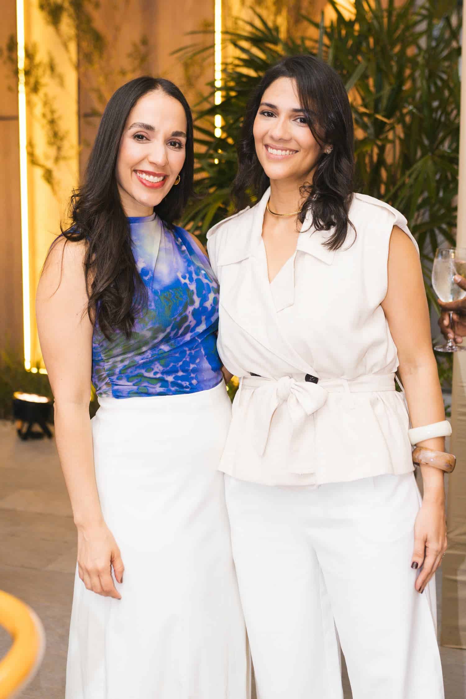 Carla García y Grace Aybar.