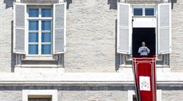 El Vaticano confirma la excomuni&oacute;n de seis obispos tradicionalistas
