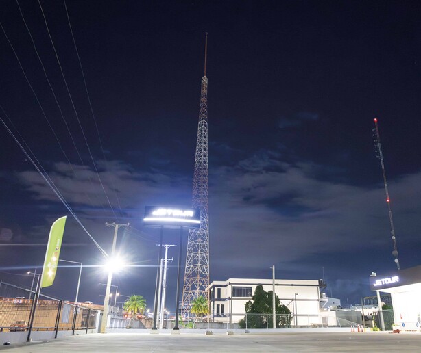 Torres oscuras siguen siendo una amenaza para vuelos nocturnos