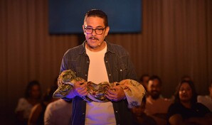 Luis Jos&eacute; Germ&aacute;n convierte el teatro en un acto de esperanza en Todas las cosas maravillosas
