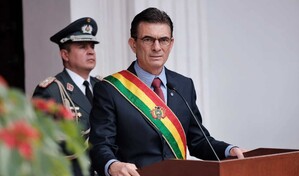 El presidente de Bolivia reducir&aacute; su salario y el de ministros en un 50 %, en medio de conflictos