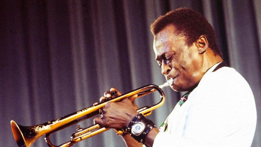 EEUU celebra los cien años del nacimiento de Miles Davis, el músico que redefinió el jazz EEUU celebra los cien años del nacimiento de Miles Davis, el músico que redefinió el jazz