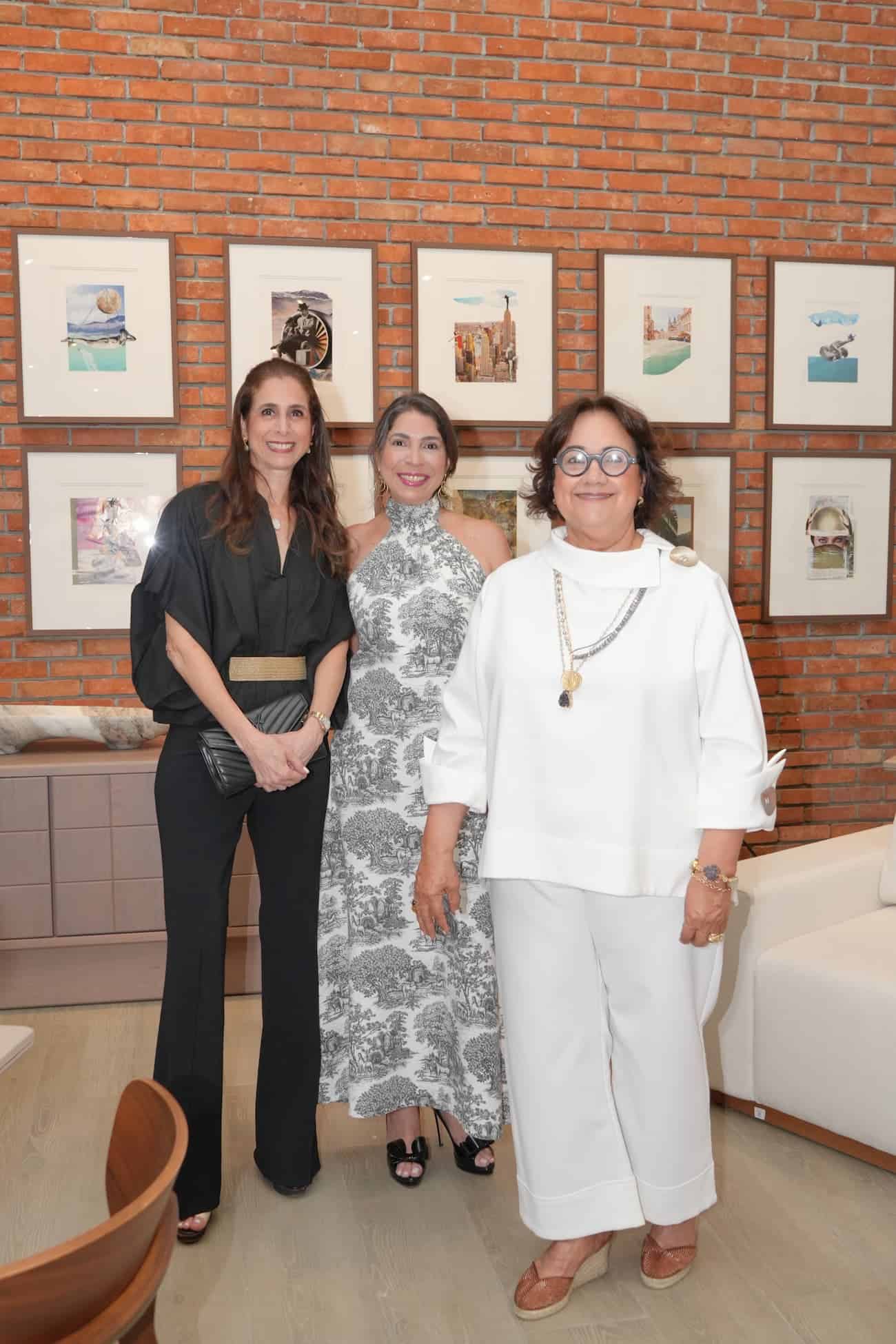 Alice Hieronimus, Desirée Hieronimus y Charo Gómez de Domínguez.