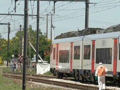 Colisión entre tren y autobús escolar en Bélgica deja cuatro muertos