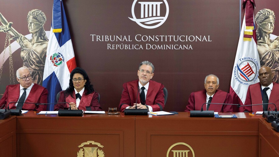 Tribunales ordenan pagar millones a diplomáticos destituidos en 2020 Tribunales ordenan pagar millones a diplomáticos destituidos en 2020