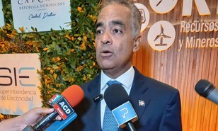 Capacidad de energ&iacute;as renovables en RD supera los 2,000 megavatios, afirma Joel Santos