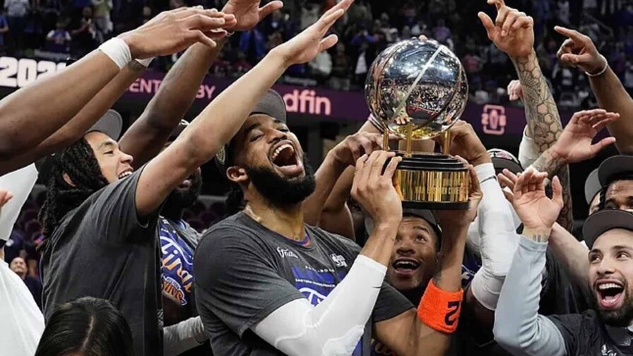 Karl Anthony Towns: Es un honor hacer esto con el equipo al que crecí apoyando toda mi vida Karl Anthony Towns: Es un honor hacer esto con el equipo al que crecí apoyando toda mi vida