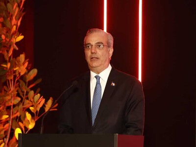 Luis Abinader destaca inversiones de Scotiabank en RD