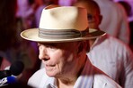 Hipólito Mejía respalda reglamento que prohíbe encuestas hasta la precampaña