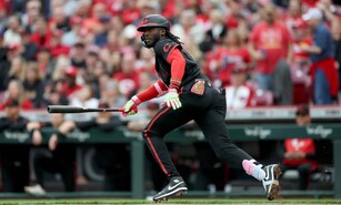 De la Cruz y Ozuna polos opuestos en corte de Memorial Day en MLB