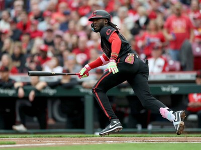 Elly de la Cruz se va de 5-3 con dos empujadas
