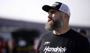 Jason Kelce dice que la NFL tiene demasiados partidos fuera de los domingos