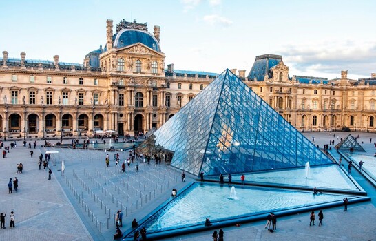 El robo del museo del Louvre en Par&iacute;s ser&aacute; llevado a la pantalla