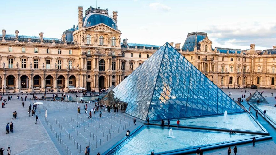 El robo del museo del Louvre en Par&iacute;s ser&aacute; llevado a la pantalla