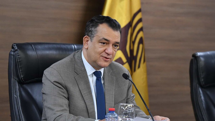 Reglamento de la JCE sobre encuestas choca con varias sentencias del Tribunal Constitucional Reglamento de la JCE sobre encuestas choca con varias sentencias del Tribunal Constitucional