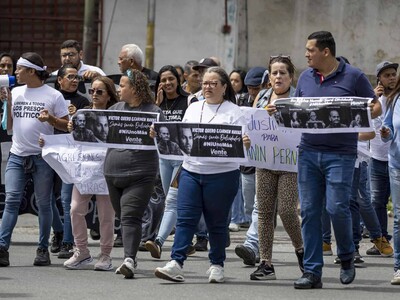 Familias protestan para que Delcy Rodríguez libere presas políticas