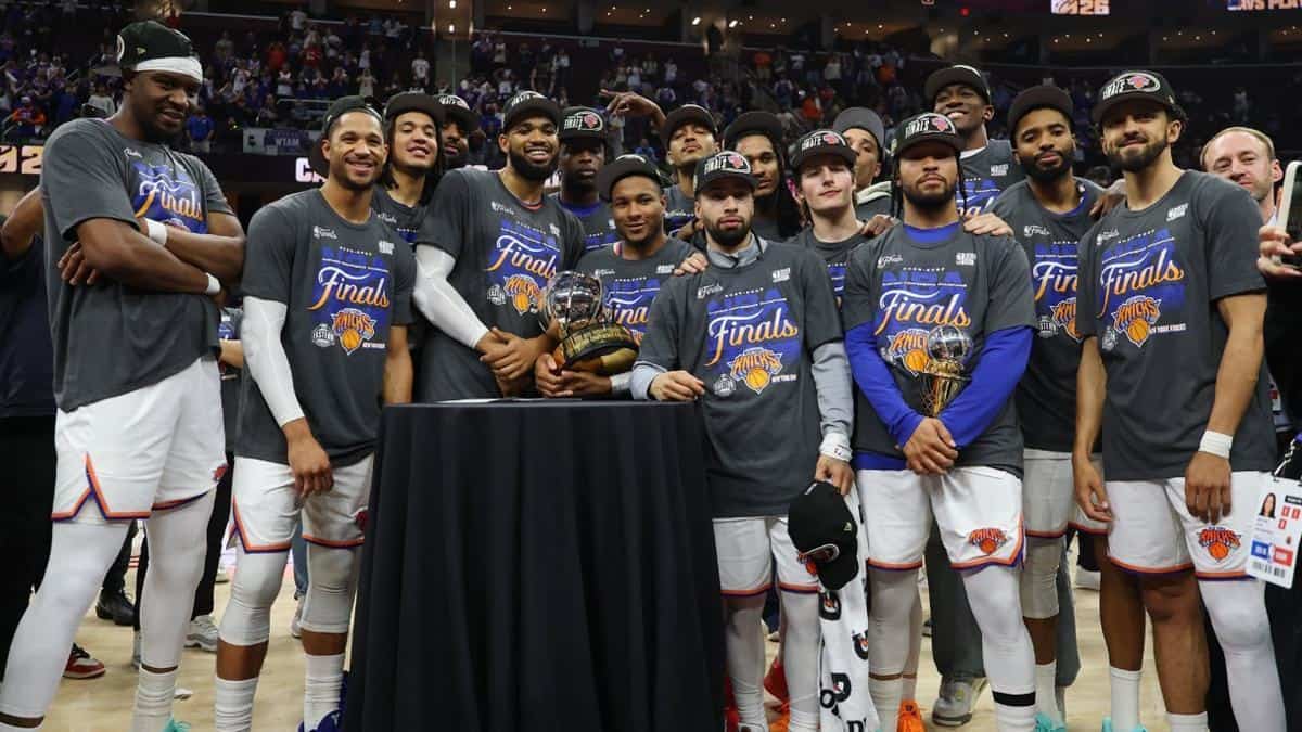 Los jugadores de New York Knicks celebran tras conquistar el título de la Conferencia Este.