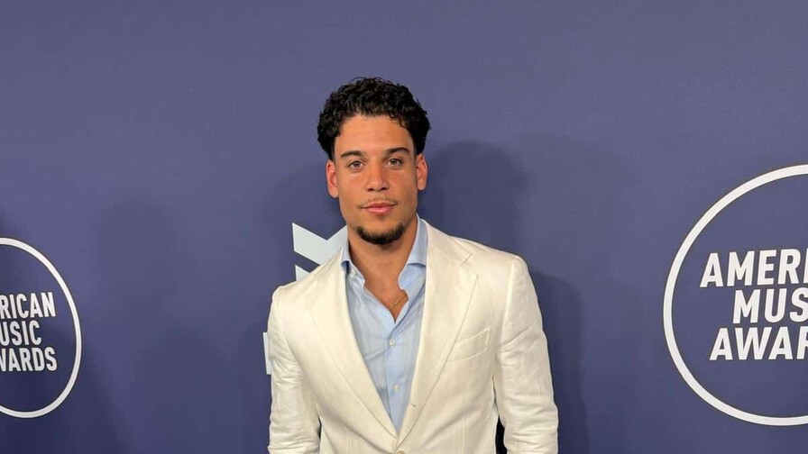 Kenny Rodríguez y Celinee Santos siguen firmes en La casa de los Famosos Kenny Rodríguez y Celinee Santos siguen firmes en La casa de los Famosos