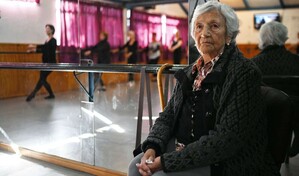Una chilena desaf&iacute;a sus 100 a&ntilde;os con la cadencia del ballet