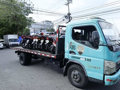 Operativo contra motoristas infractores en Los Jardines