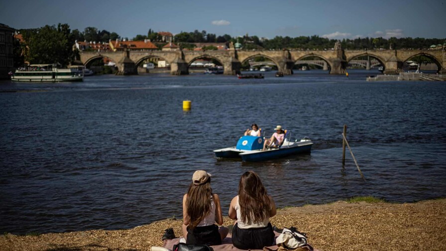 Nueve muertos por ahogamiento en lagos y playas de Inglaterra y Gales por la ola de calor Nueve muertos por ahogamiento en lagos y playas de Inglaterra y Gales por la ola de calor