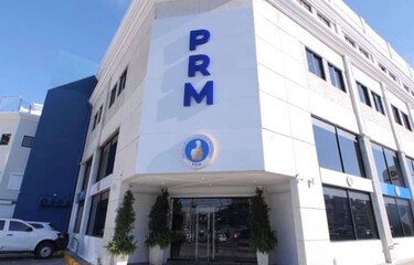 PRM modifica sus estatutos y allana el camino para una eventual presidencia de Abinader