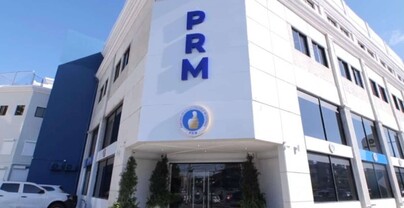 PRM modifica sus estatutos y allana el camino para una eventual presidencia de Abinader