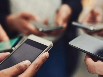 Tres semanas si uso de celulares mejora salud mental de jóvenes