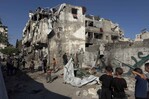 Israel mata a diez gazatíes en un bombardeo contra una vivienda Israel mata a diez gazatíes en un bombardeo contra una vivienda