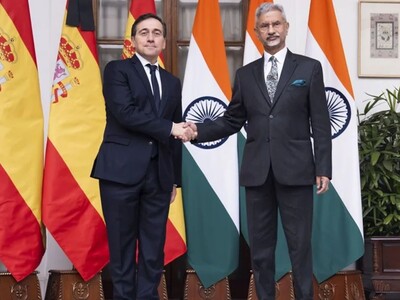 España y la India abogan por una solución para el estrecho de Ormuz