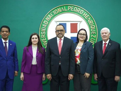 Ministro de Justicia expone sobre la configuración jurídica del Estado