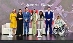 Jurista Paul Maldonado expone sus conocimientos legales en evento iberoamericano de seguridad vial