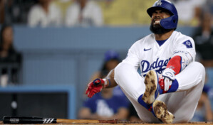 VIDEO | Roberts dice que los Dodgers colocar&aacute;n a Teoscar Hern&aacute;ndez en la lista de lesionados
