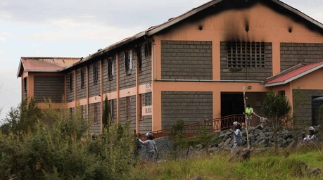 Ocho estudiantes detenidas por incendio voluntario que mat&oacute; a 16 ni&ntilde;as en un internado de Kenia