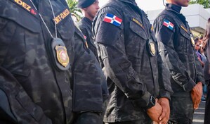 M&aacute;s de 600 agentes de la DNCD son ascendidos; es el primer grupo bajo el reglamento de carrera