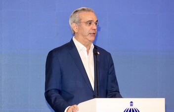 “No producimos petróleo”, Abinader explica por qué los combustibles pagan altos impuestos en RD