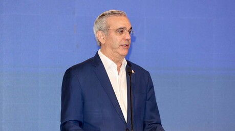 Abinader promulga la ley del plan fiscal