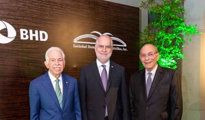 Bibli&oacute;filos y Banco BHD ponen a circular tres libros fundamentales de historia dominicana