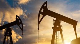 El petr&oacute;leo de Texas baja casi un 2 % ante el posible acuerdo de paz entre Ir&aacute;n y EE. UU.
